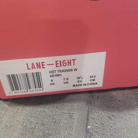 NIB Lane-Eight HIIT Trainer W - White - Picture 4 of 4